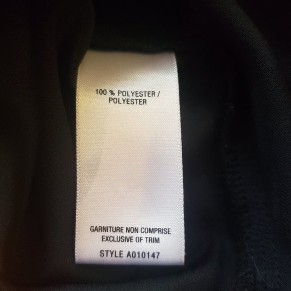 Le Chateau Black Stretch Pencil Skirt  Midi Length Belted Accent- Size 3/4 - Picture 7 of 11